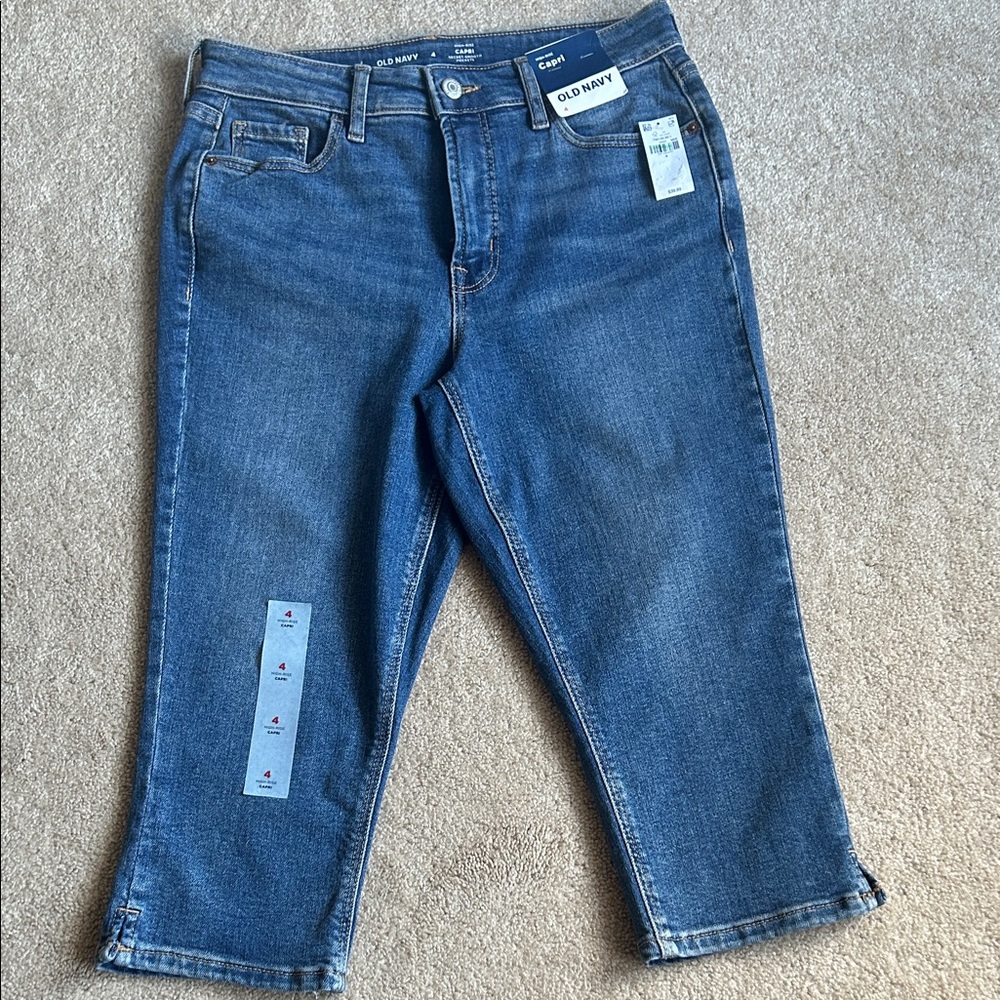 Old Navy Women's Classic Blue Cropped Jeans